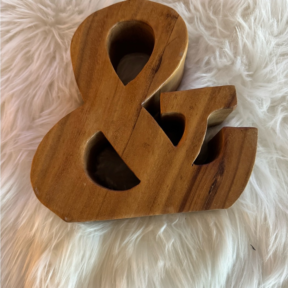 Wooden Ampersand Decor - Picture 13 of 13